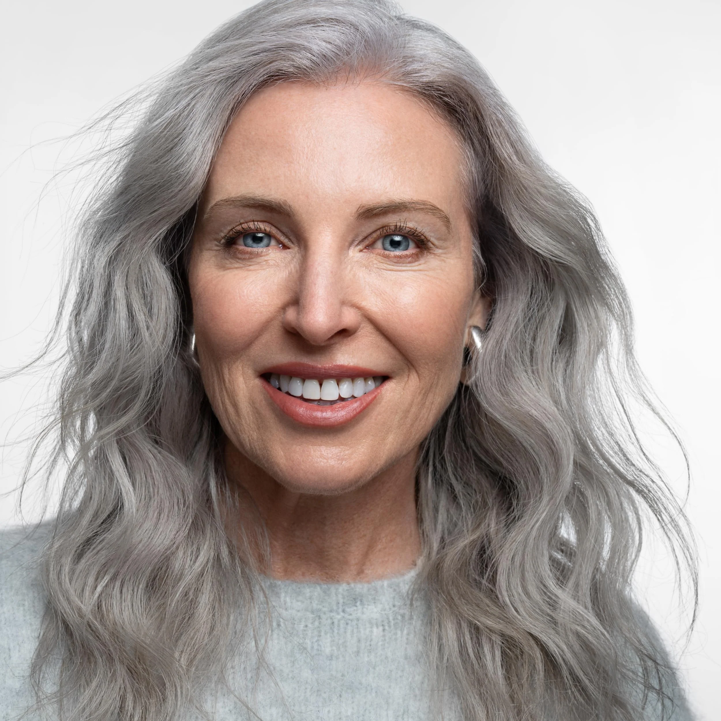 AGE beautiful Hydrating Mask for Wiry, Coarse Silver or Gray Hair, with Silk Amino Acids & Keratin, Deeply Condition & Reduce Frizz for Smooth, Shiny Hair - Image 7