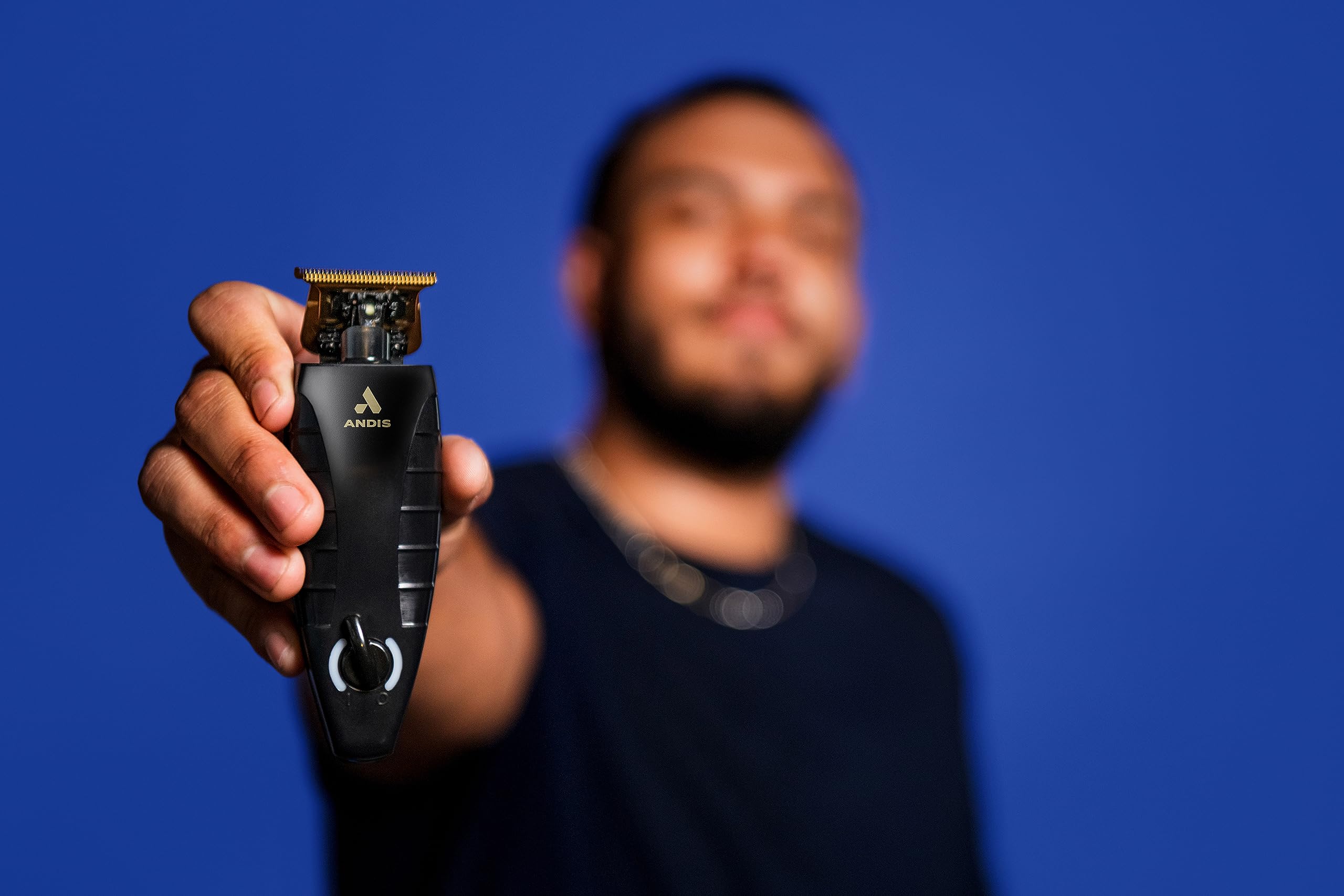 Andis 74150 GTX-EXO Professional Cord/Cordless Lithium-ion Electric Beard & Hair Trimmer with Charging Stand, Black - Image 5