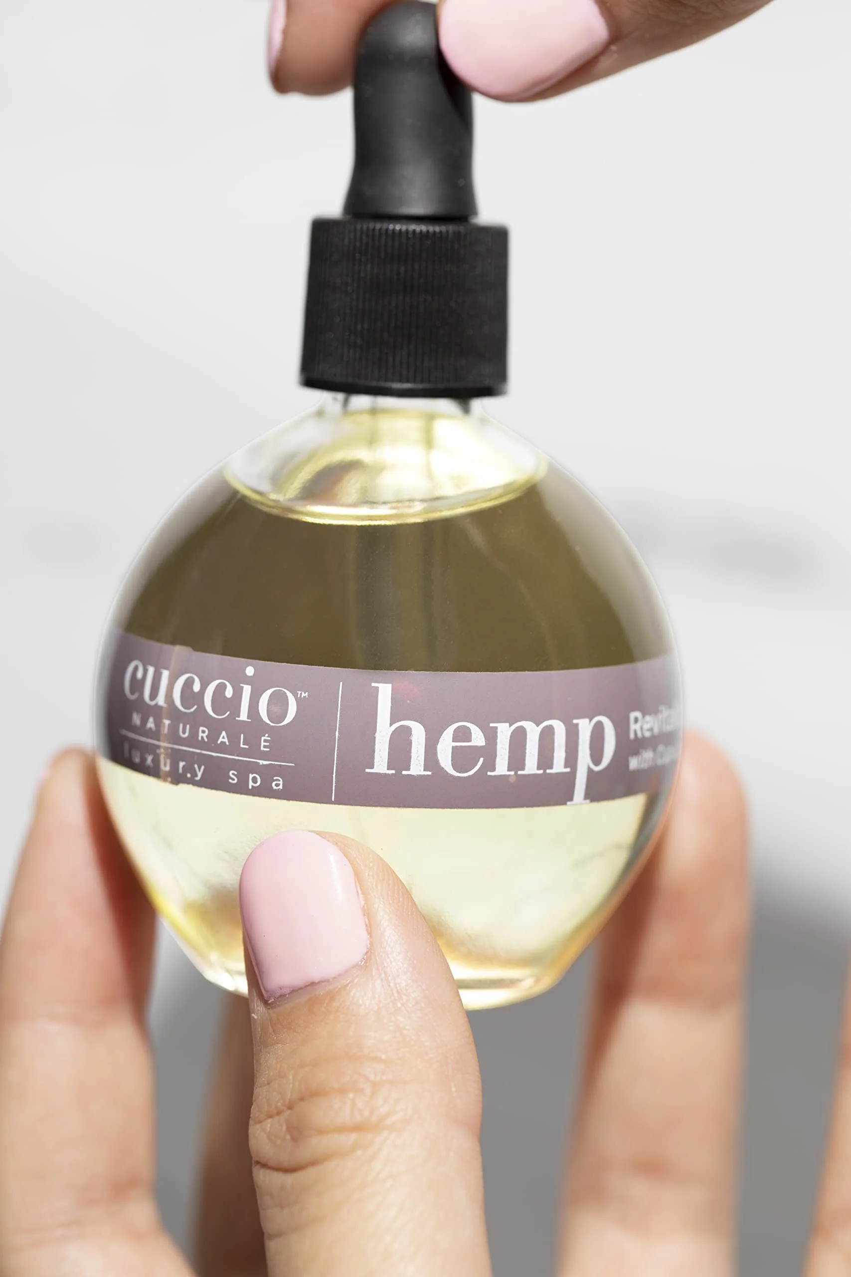 Cuccio Naturale Capuacu & Chia Revitalizing Cuticle Oil, Lightweight Fast-Absorbing Hydrating Nail & Cuticle Conditioner, Cold-Pressed Oils + Vitamin E, 2.30 Fl Oz - Image 6