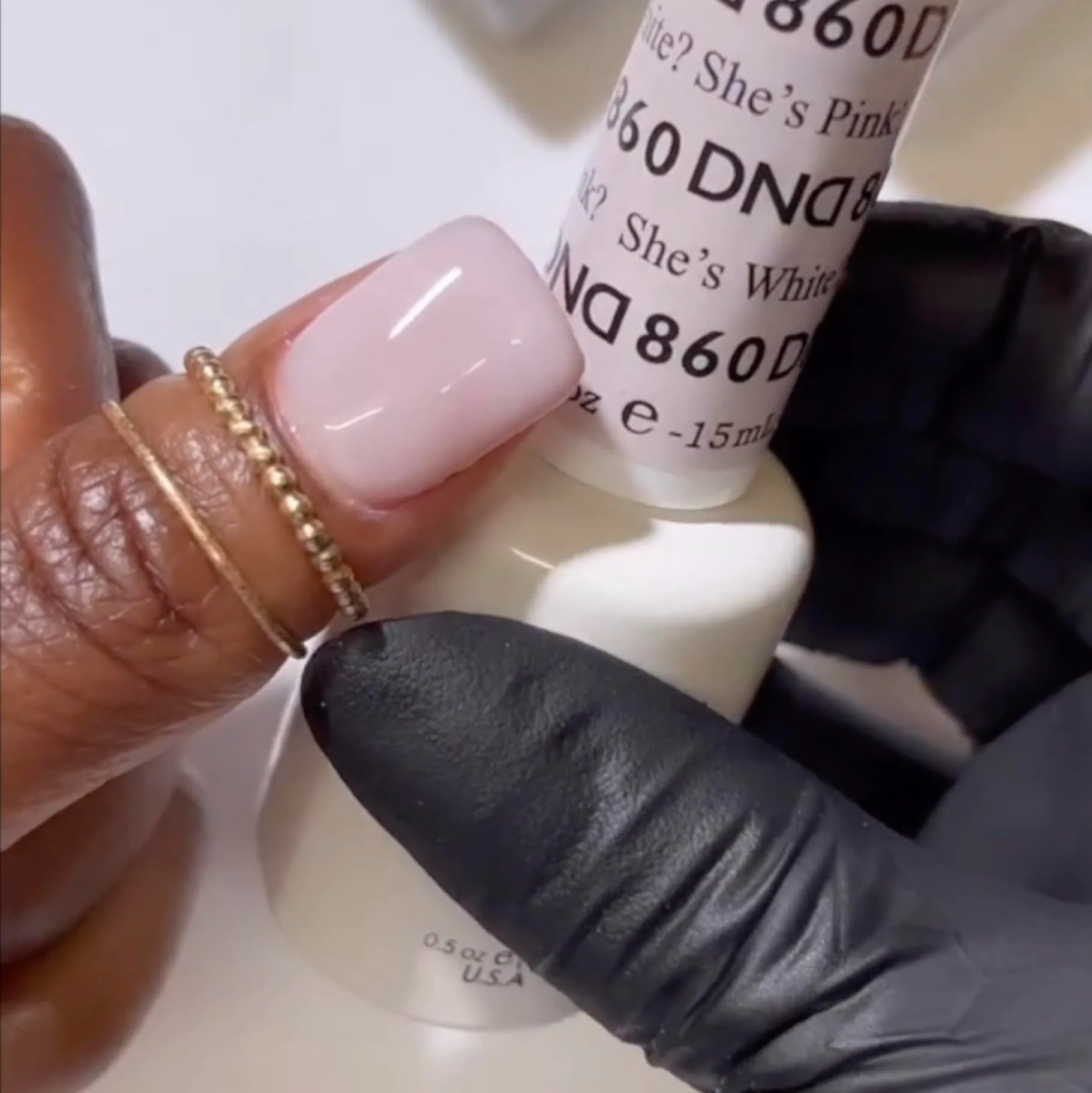 DND Gel Polish Set, Sheer Collection, UV/LED Gel Polish and Air Dry Nail Lacquer, Matching Chip-Free Polish Duo, 860 She’s White? She’s Pink?, 0.5 Fl Oz - Image 8