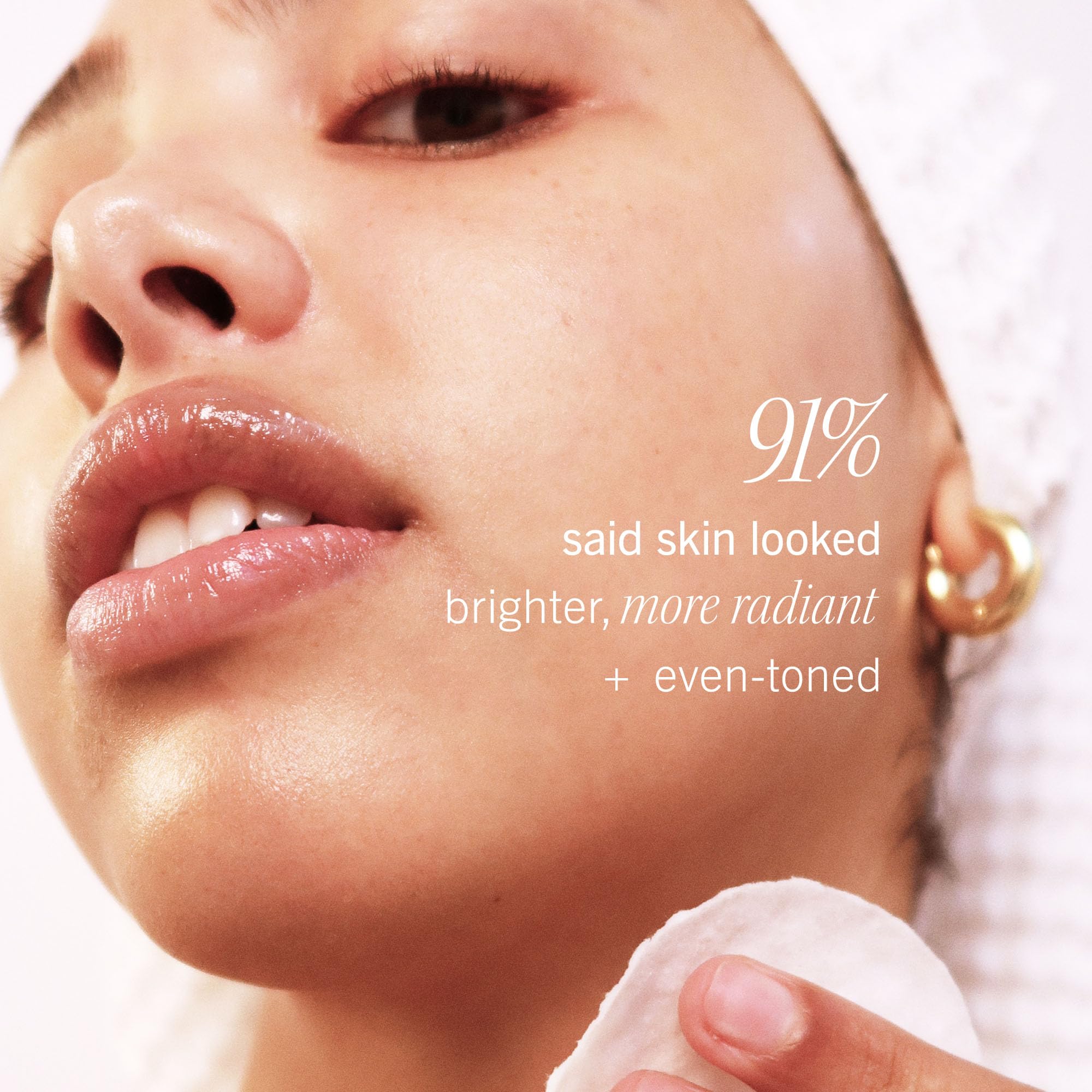 First Aid Beauty - Facial Radiance Pads with Glycolic & Lactic Acids, Daily Exfoliating Pads with AHA, Visibly Smaller Pores, Help Tone & Brighten Skin, One-Step Makeup Prep, Compostable, 28 - Image 7