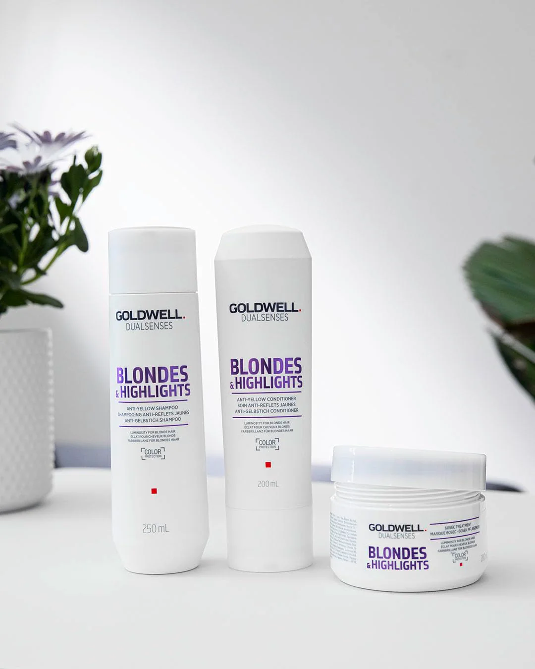 Goldwell Dualsenses Blondes & Highlights Anti-Yellow Shampoo 1L - Image 5