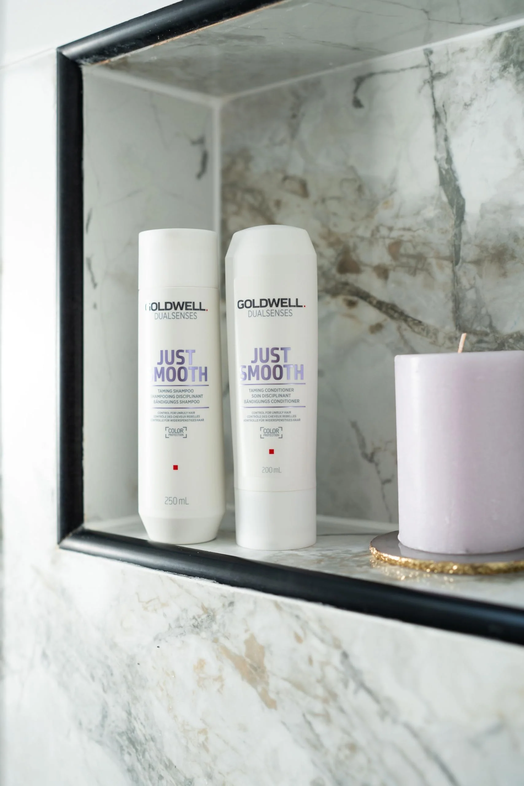 Goldwell Dualsenses Just Smooth Taming Anti-Frizz & Humidity Control Conditioner 1L - Image 5