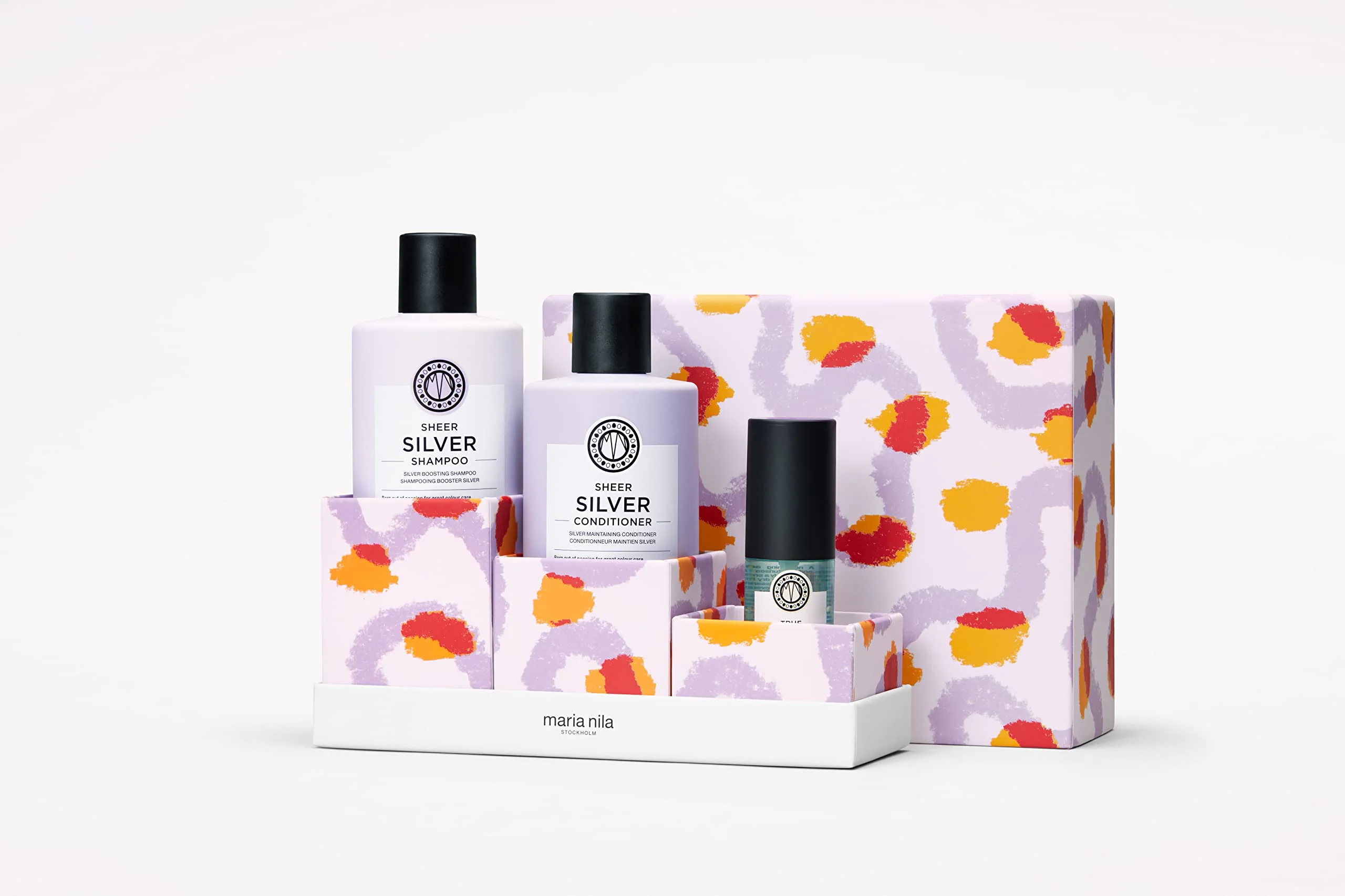 Maria Nila Sheer Silver Gift Box, Neutralizes Golden Shades, Violet Pigments Gives Cool Tone, 100% Vegan & Sulfate/Paraben free - Image 3