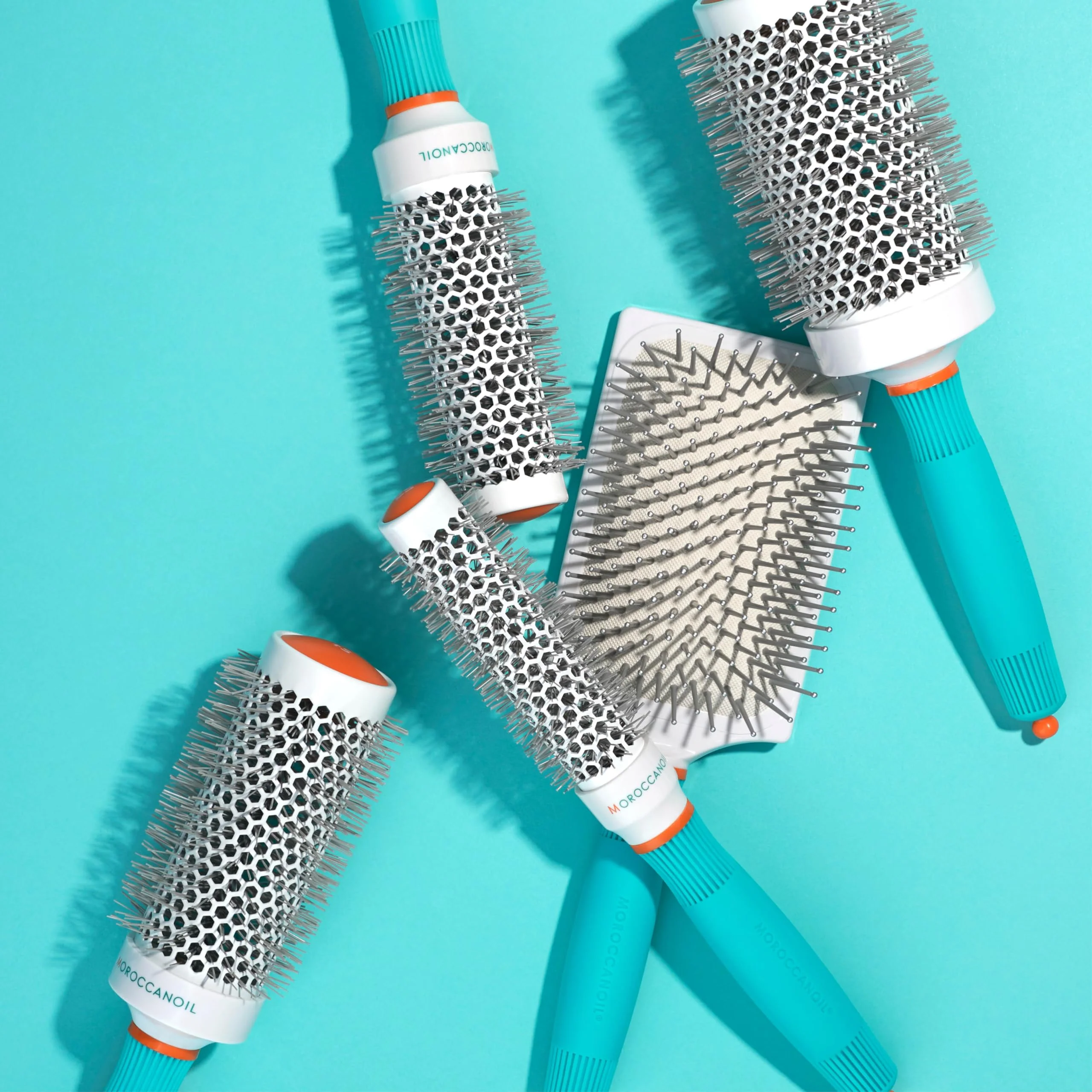Moroccanoil Ceramic 25 mm Round Brush - Image 2
