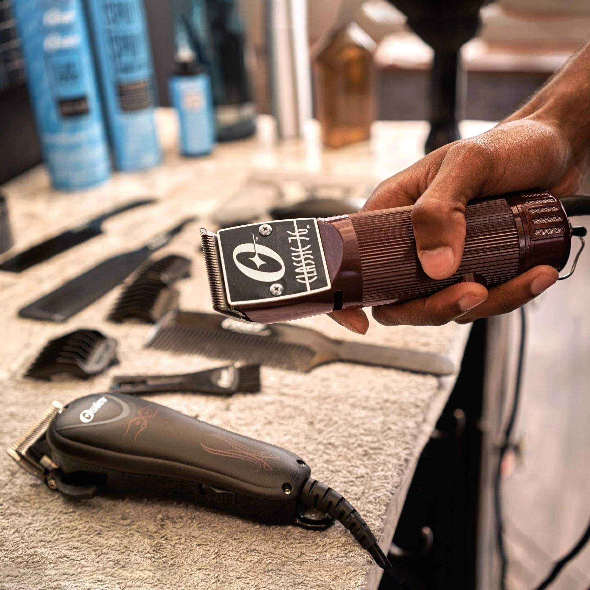 Oster Professional Hair Clippers, Classic 76 for Barbers and Hair Cutting with Detachable Blade, Burgundy - Image 3