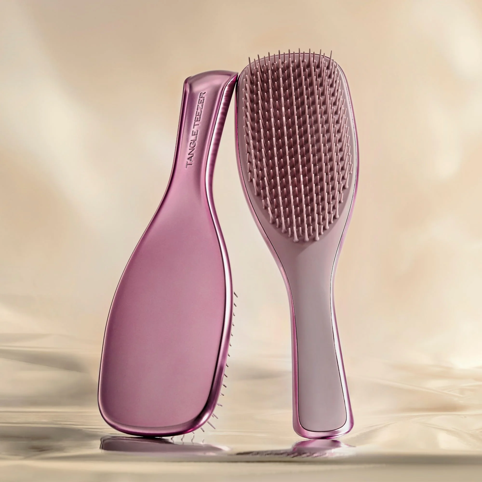 Tangle Teezer Chrome Ultimate Detangler Brush for Wet & Dry Hair, Eliminates Knots & Reduces Breakage for Straight to Curly Hair Types, Mauve - Image 2